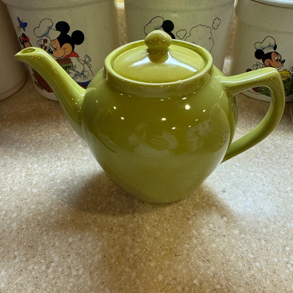 Olive Green Ceramic Teapot Made in USA Hot Water Hot Tea Craft